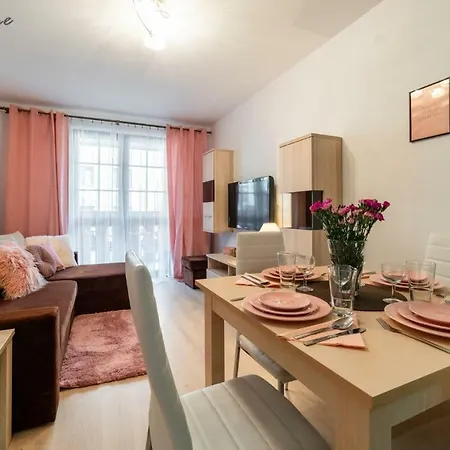 Wonder Home - Apartamenty Lesny Dom Z Balkonami, Niedaleko Centrum, W Cichej Okolicy Karpacz Exterior photo